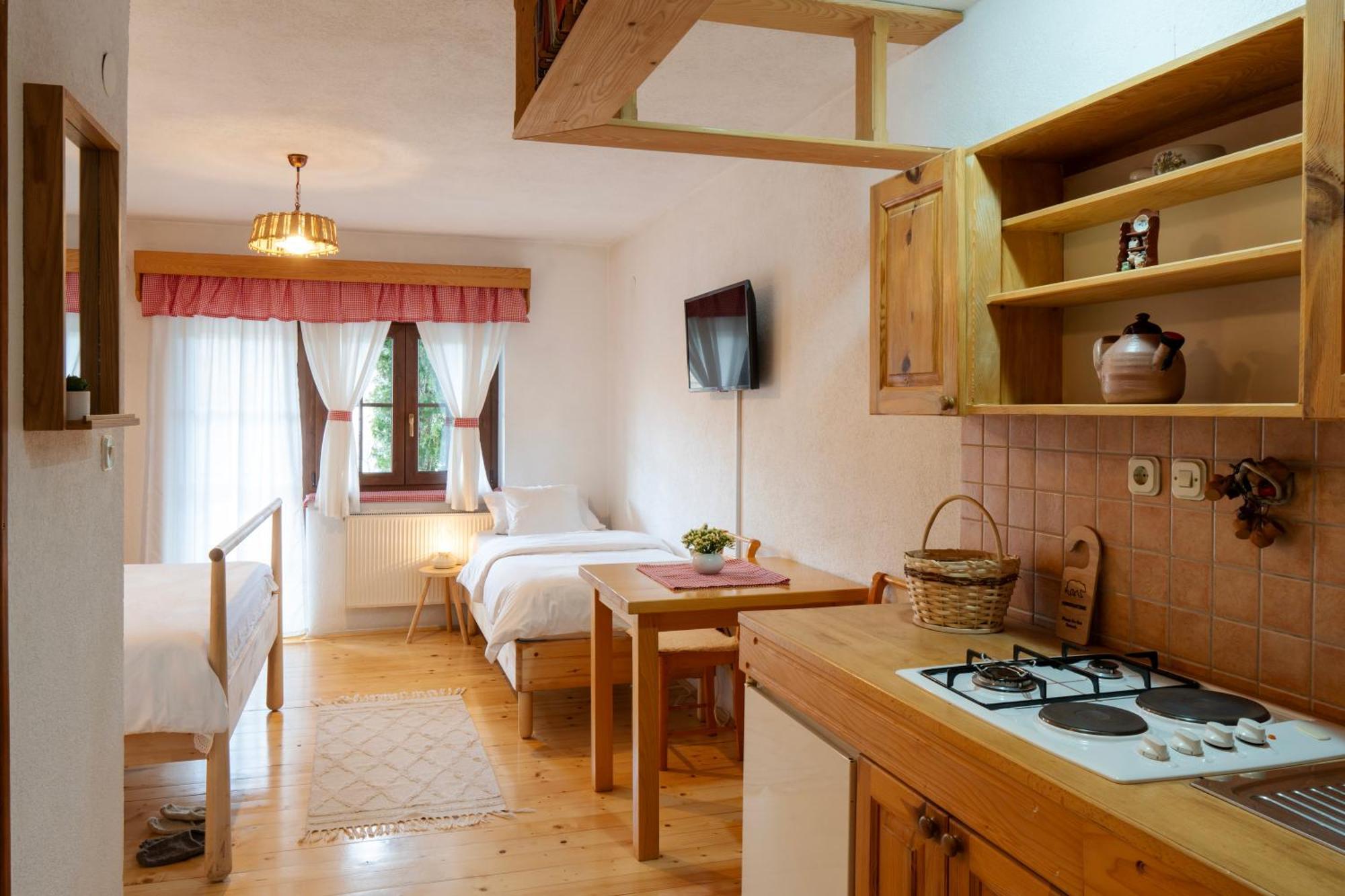 Guest Accommodation Butina Kuterevo Habitación foto